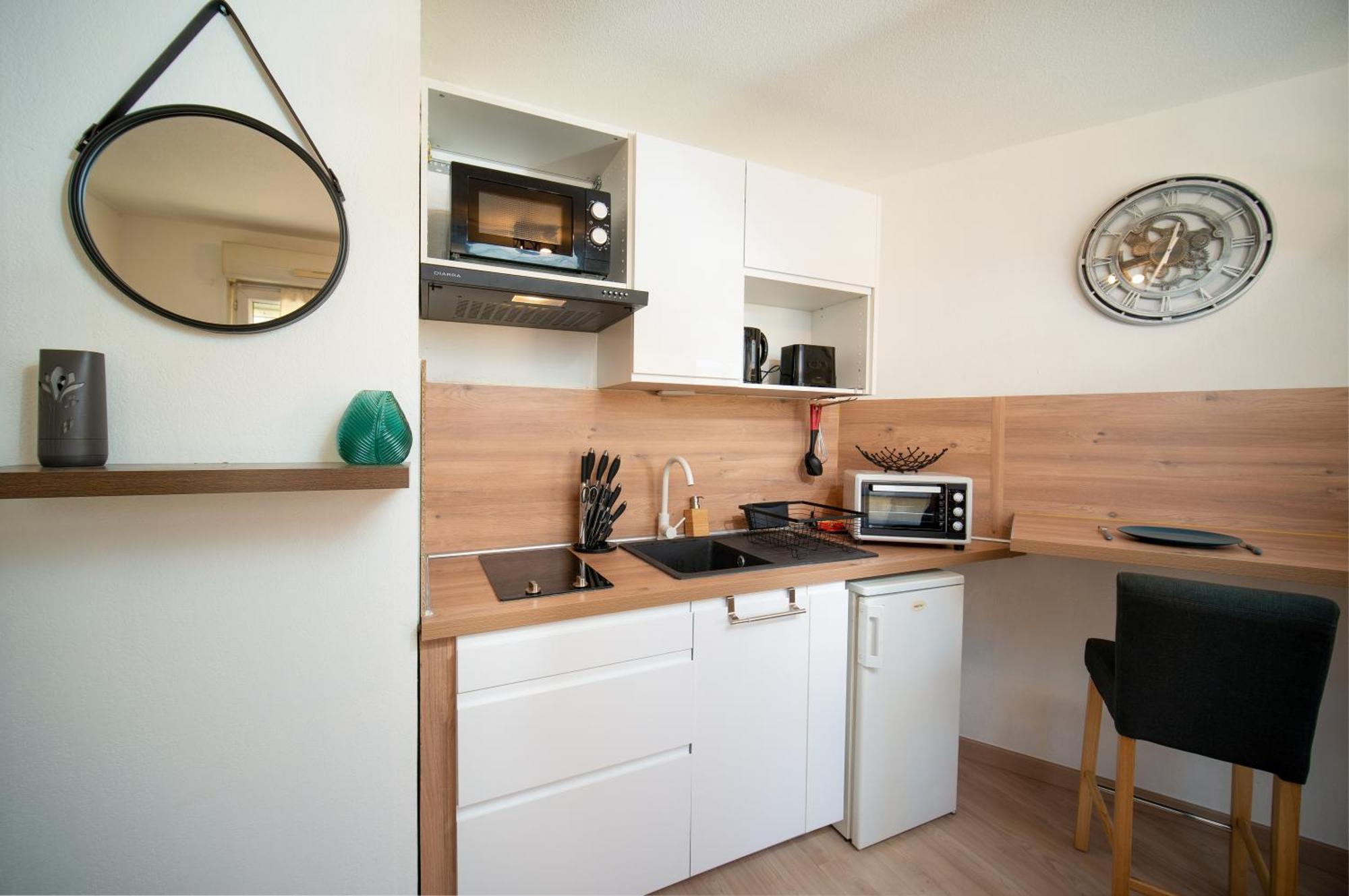 Equipe Avec Parking A 6min A Pied De La Gare St Charles * Marseilles